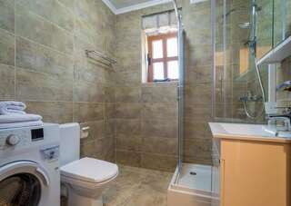 Виллы Villa Old Castle Apartments Котор Вилла с собственным бассейном-32