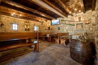 Виллы Villa Old Castle Apartments Котор Вилла с собственным бассейном-38