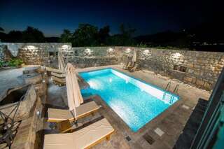 Виллы Villa Old Castle Apartments Котор Вилла с собственным бассейном-50