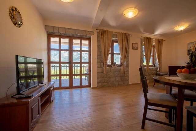 Виллы Villa Old Castle Apartments Котор-76